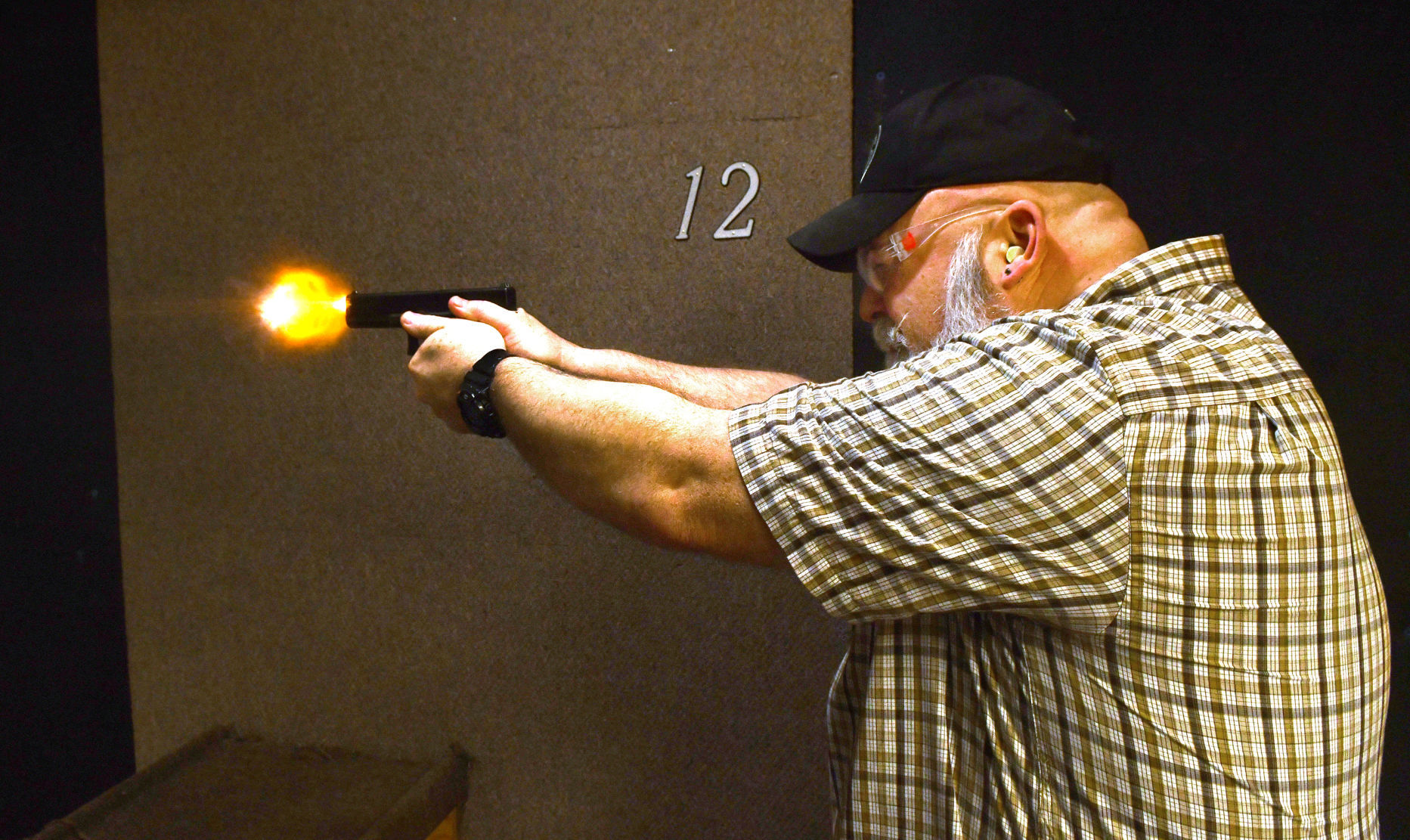 031920-qc-nws-guns-483